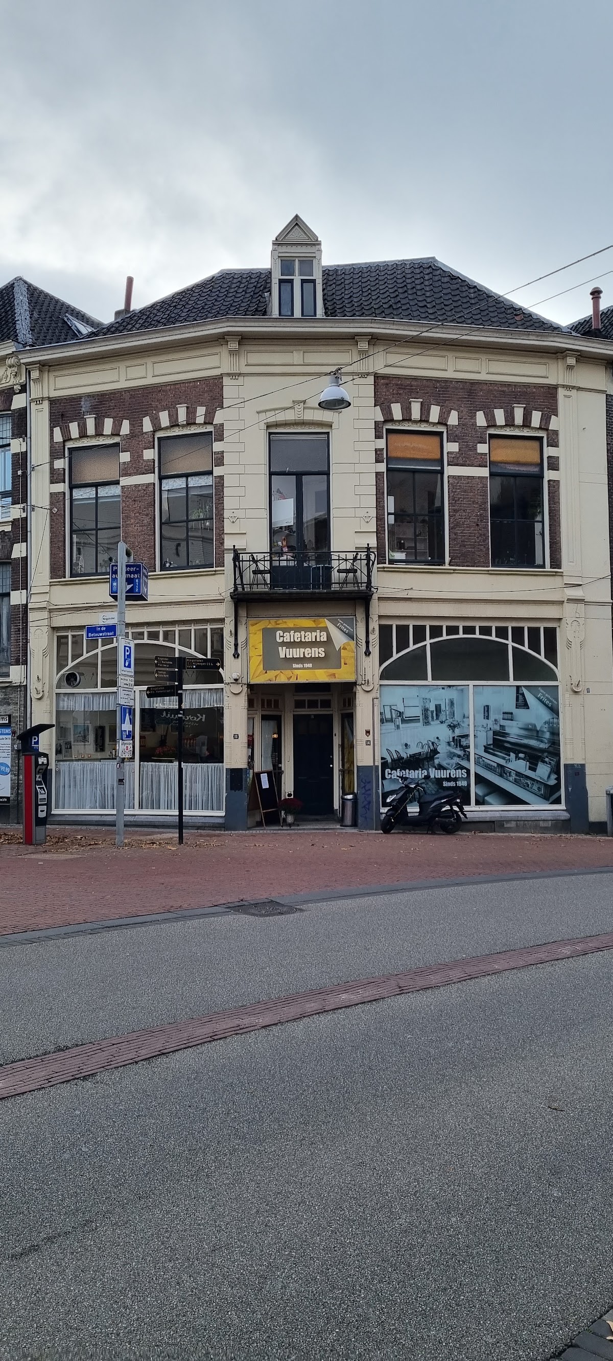 Cafetaria Vuurens🍟 - 7